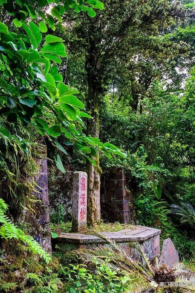 泉州旅游推荐,全国罕见的帝字型建筑群,依岩石而建的安溪清水岩
