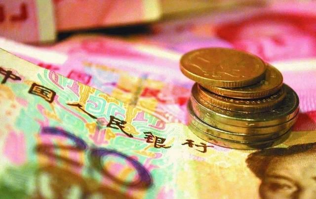 银行存款8万元,3年后利息是多少?不知亏大!