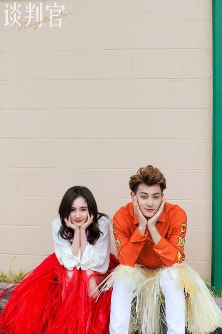 《谈判官》谢小飞全家生活照 父亲身价显赫