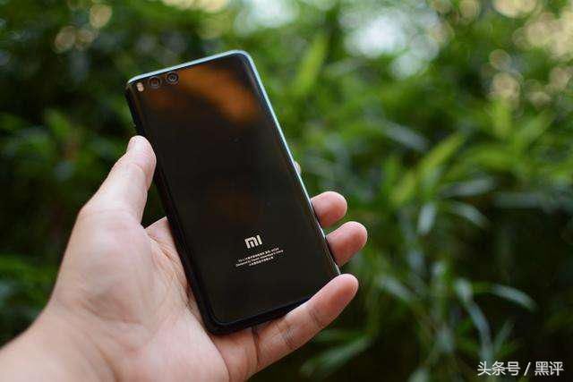 雷军不妥协,小米6还能再战两年,网友:不想说再