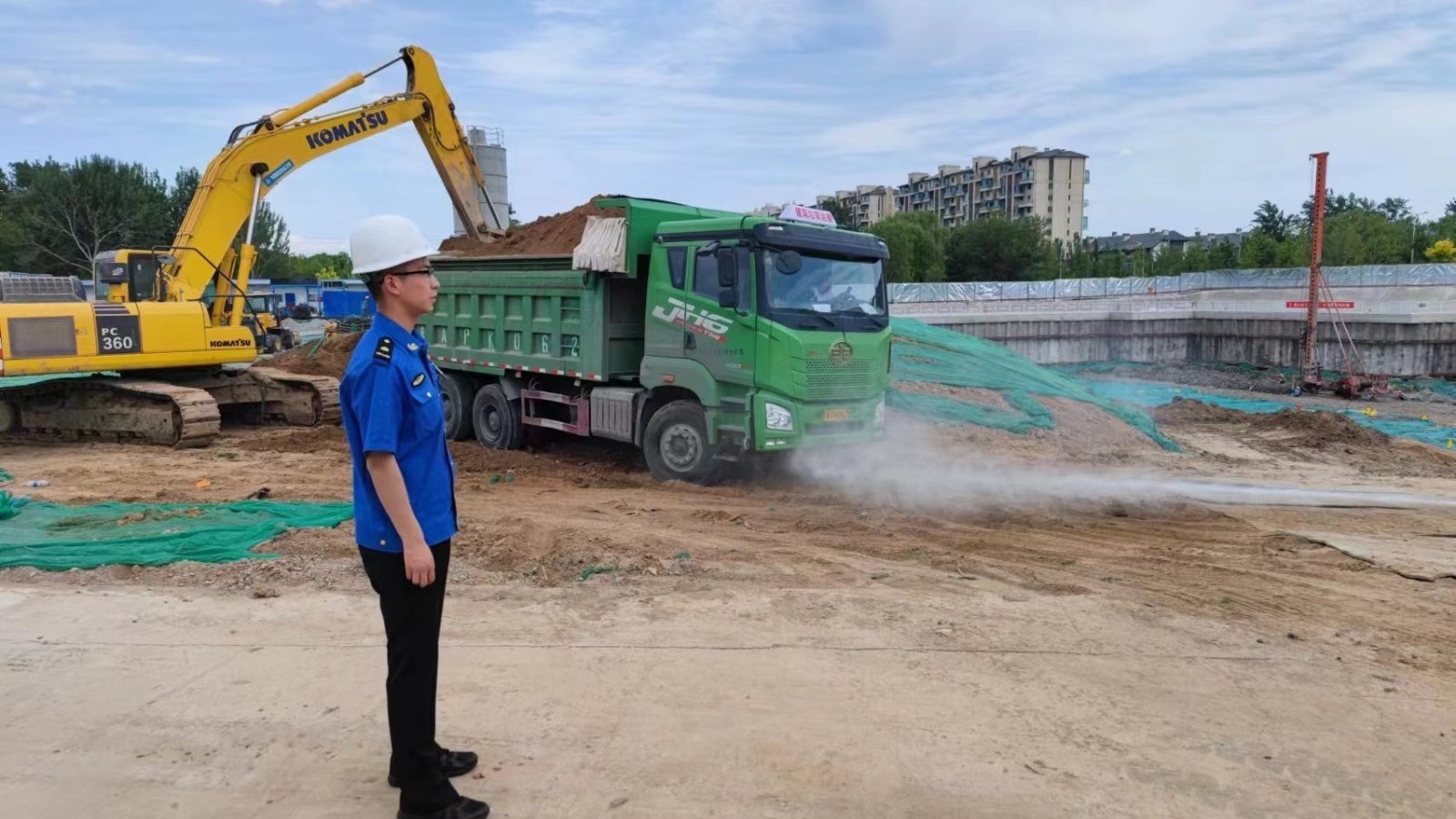 孙河地区多措并举为施工工地净尘降噪