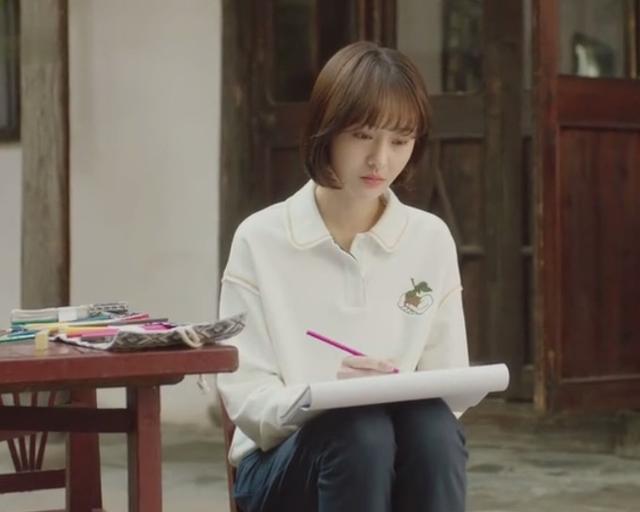 《夏至未至》郑爽穿衣风格不及女配,知道真相