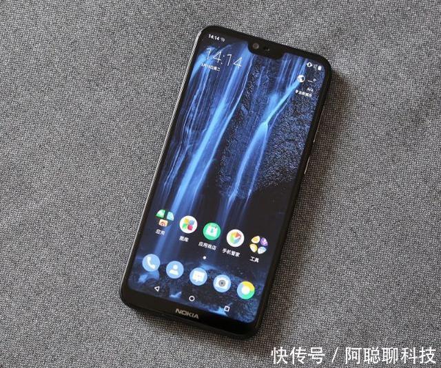 诺基亚称王:1亿3770万像素+512G+七摄,网友: