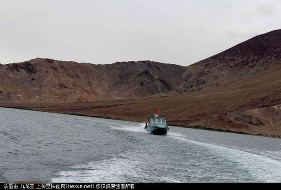 前身是东海舰队舟山群岛的水上交通中队，1962年奉命成建制调往班公湖。