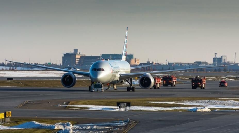 美国航空飞北京航班备降卡尔加里 明天到达北京