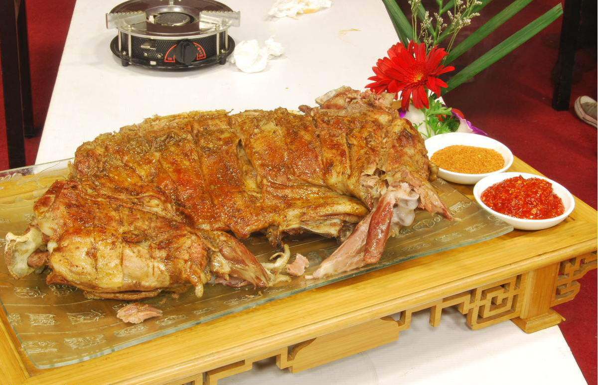 为何古时只有蒙古贵族才能享用“烤全羊” 为何古时只有蒙古贵族才能享用“烤全羊”