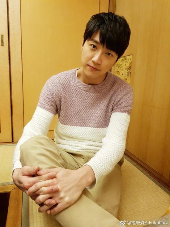 越来越有夫妻相!福原爱晒江宏杰帅气照片