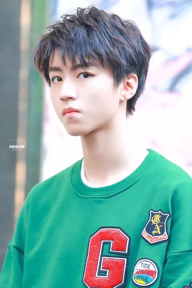 2017微博评论榜:鹿晗易烊千玺张艺兴赵丽颖杨