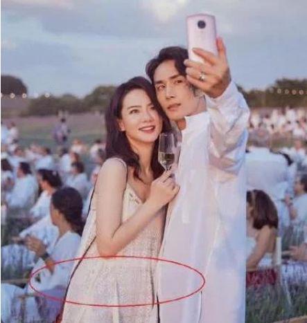 戚薇半夜晒出二胎孕照,这次我自己宣布喜讯!