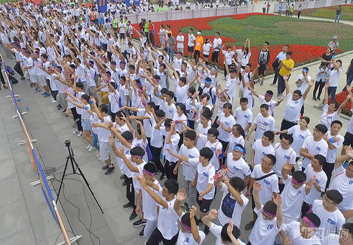 U－run2016年电子科技大学校园迷你马拉松活动现场