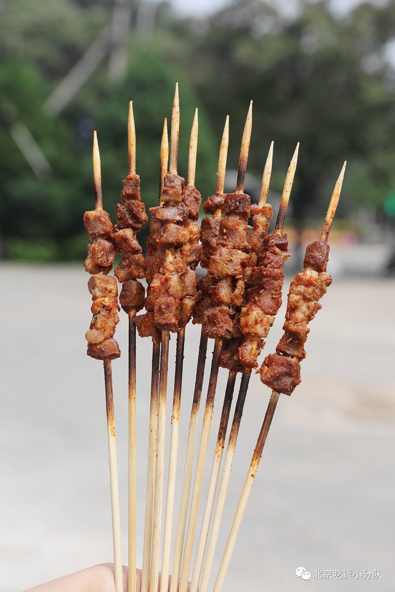 内蒙地标羊肉串来京,有点寂寞