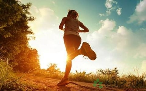 鼻窦炎自己会好吗