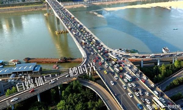 中国唯一一个不实行汽车限购限牌的直辖市,未