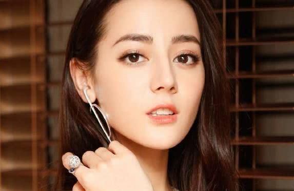 商业价值翻涨的六大明星,王俊凯热巴均上榜,你