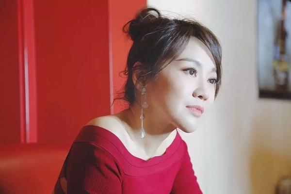 专访闫妮 | 我是看似贤妻良母,其实我心狂野的