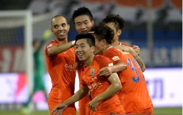 金敬道抢断秦升打进唯一进球 朝鲜族小伙能否