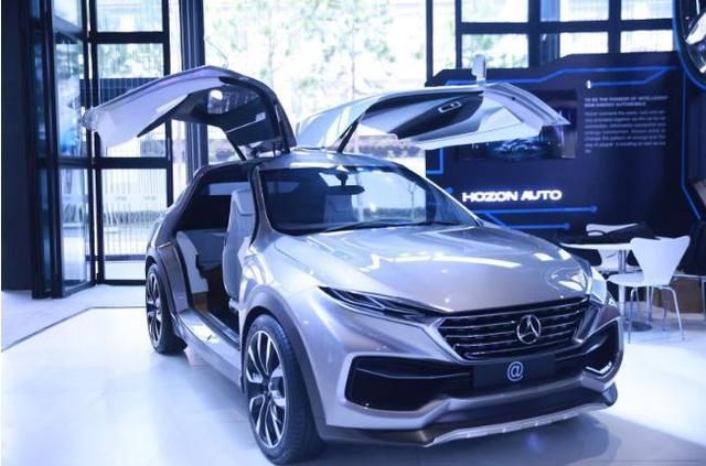 国产新能源汽车甩十几亿制造合众SUV,对开式