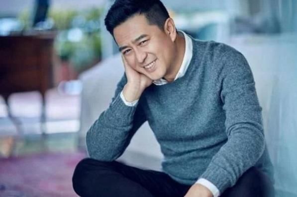 张嘉译年轻时照片,和现在对比,简直毁三观,不多