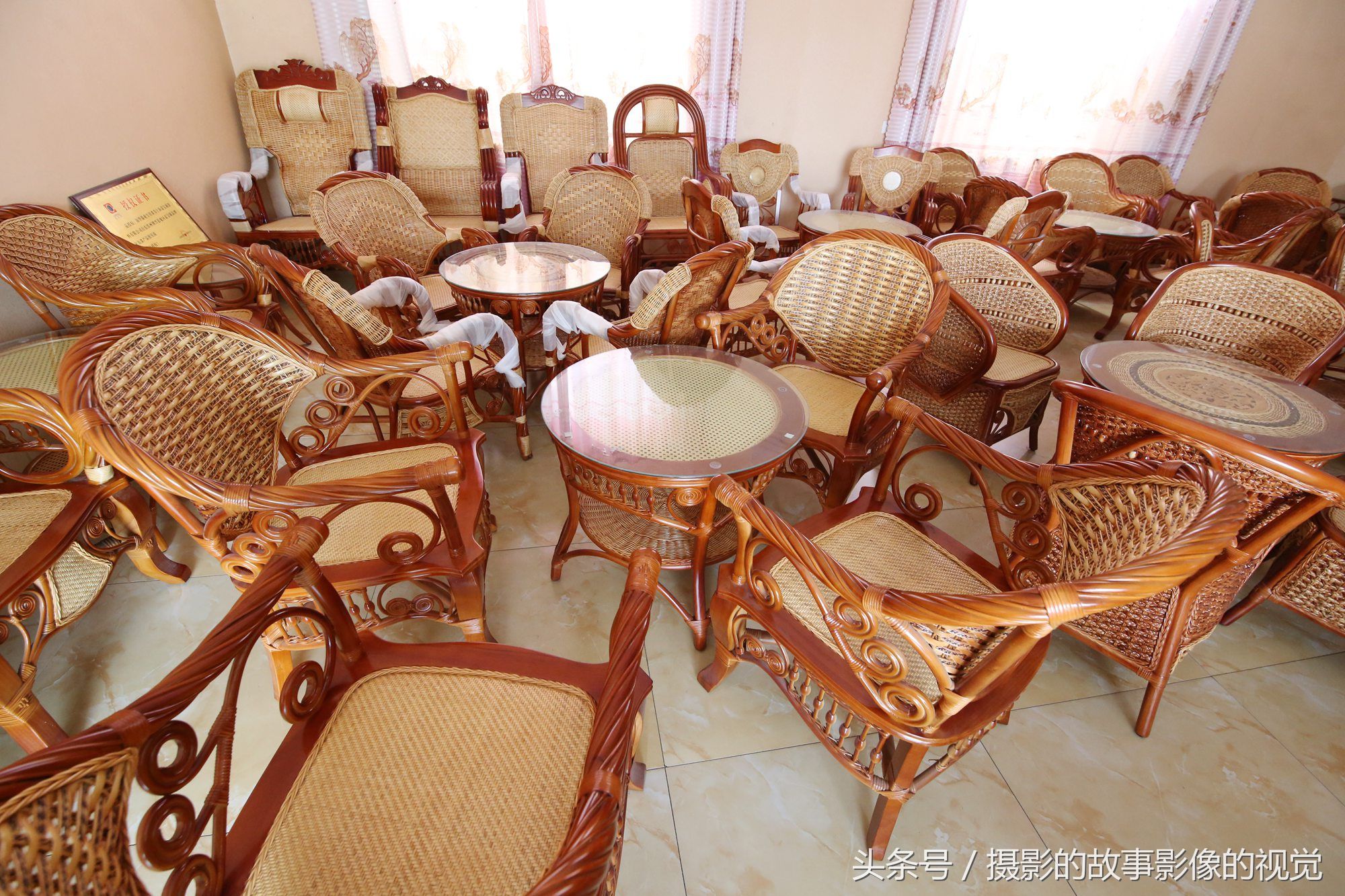 聪明村民开辟新渠道一年赚25万,湖南夫妻一天