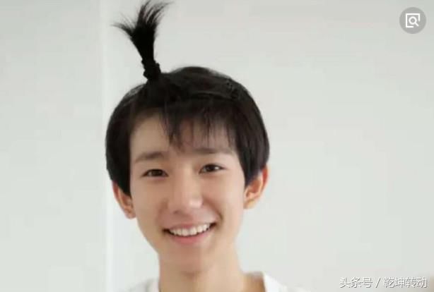 王俊凯王源卸妆后你给几分?而他素颜爆表!