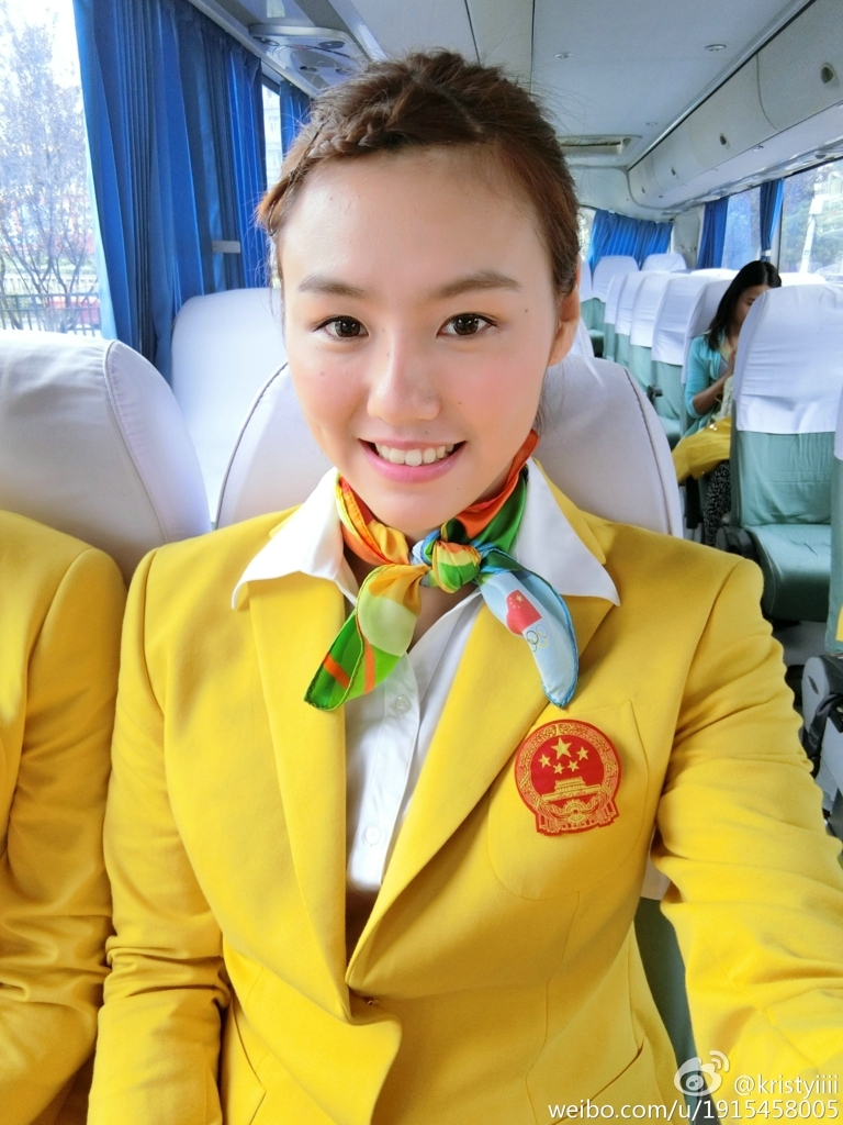 刘湘做为中国游泳队的颜值担当，一直被众多粉丝称为“女神”“美人鱼”，今年做为中国奥运代表团的一员，刘湘随泳队远赴里约参赛，到达巴西之后刘湘时常在自己的个人社交平台上与粉丝分享自己的生活，今日晒出自己的训练照，一双颀长美腿让人羡慕不已，粉丝惊呼，女神就是女神，连训练都这么美！！（资料图）