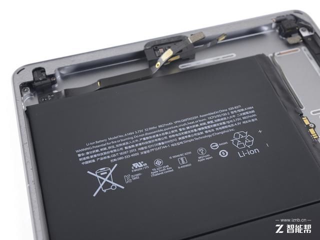2018 款新 iPad 全拆解:只要不拆电池,一切都是
