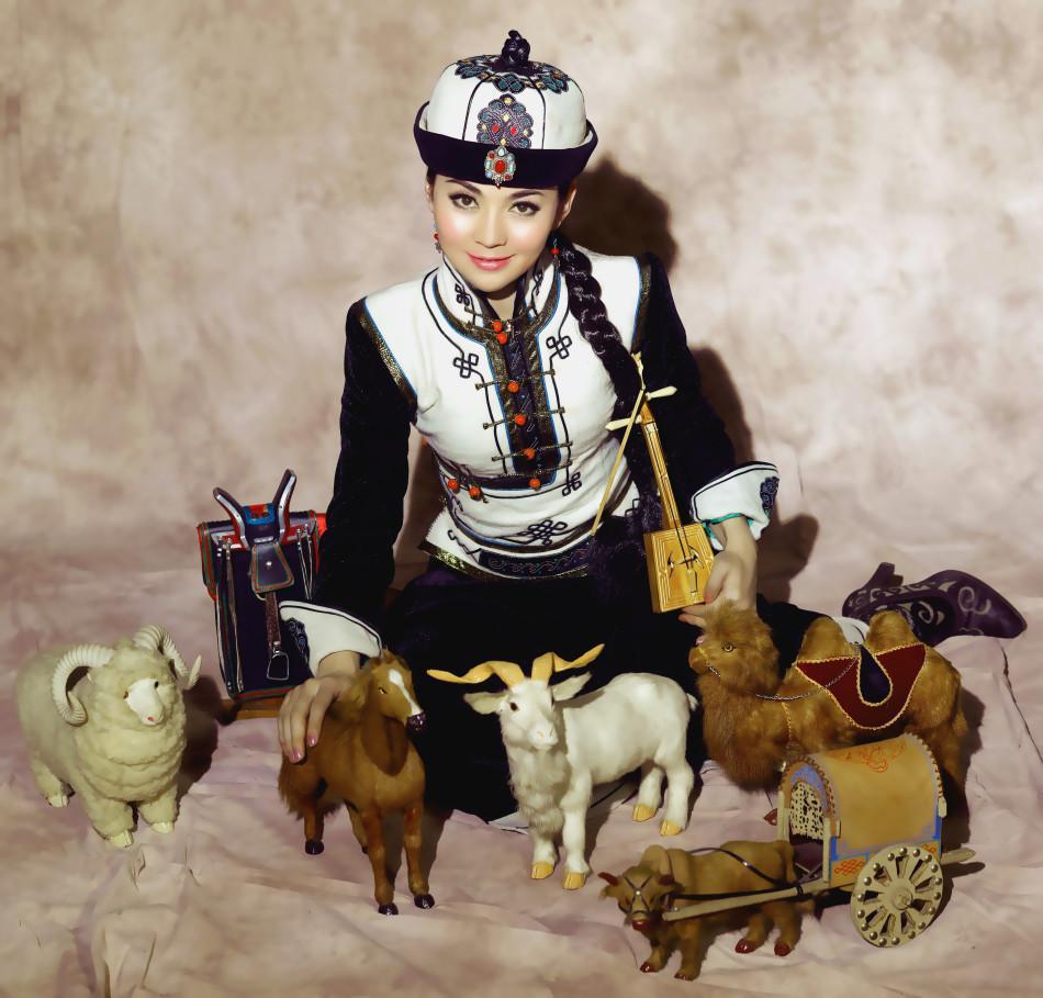 俄罗斯国中国,蒙古后裔,曾东迁中国