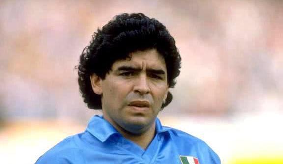 世界足坛公认的四大球王,罗纳尔多上榜,最后一