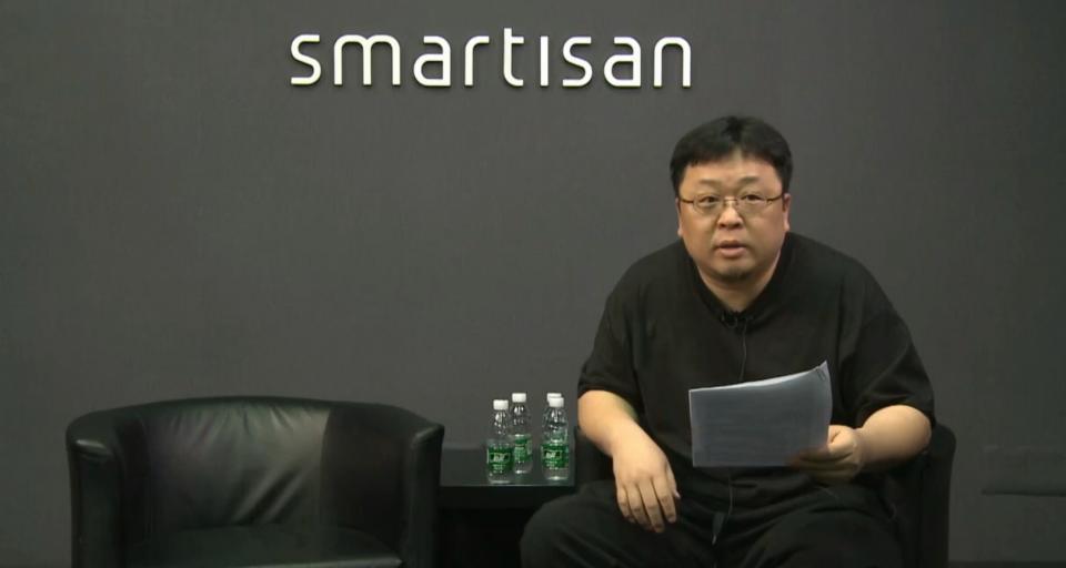 陌陌老板直播间狂刷礼物,将罗永浩顶到第二位