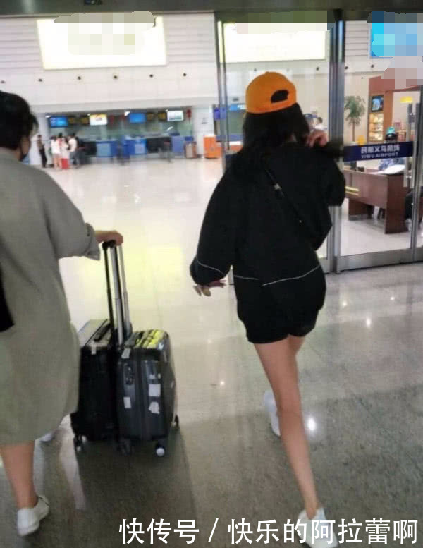 路人拍的杨幂,脱离了精修图的她是什么样的