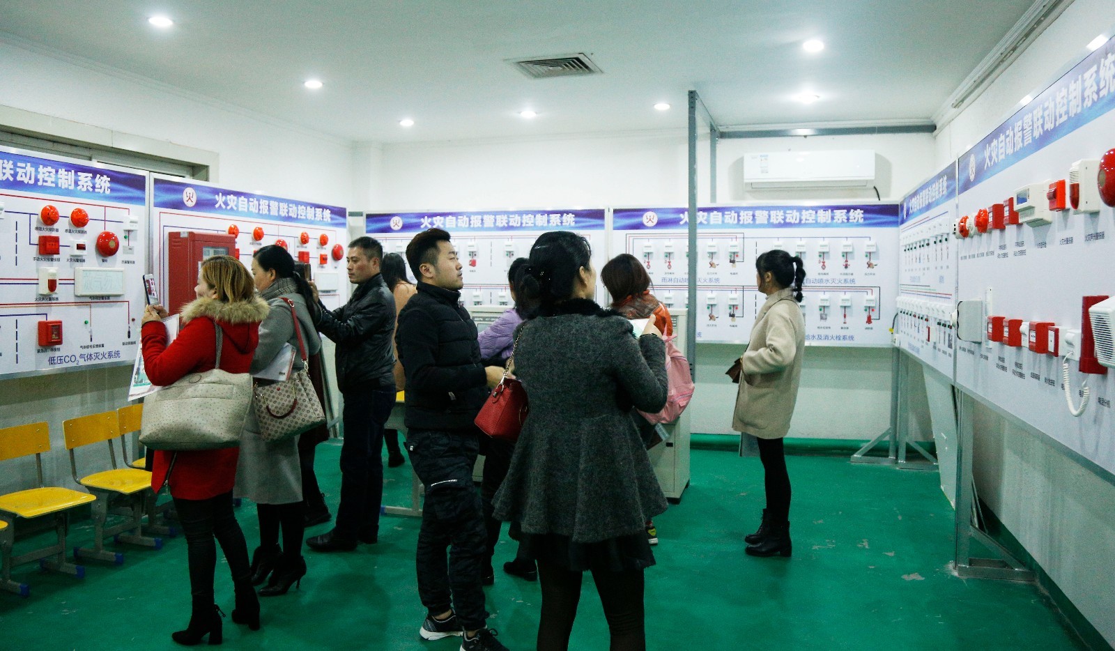 安徽安庆:清大东方消防学校开展冬季安全培训