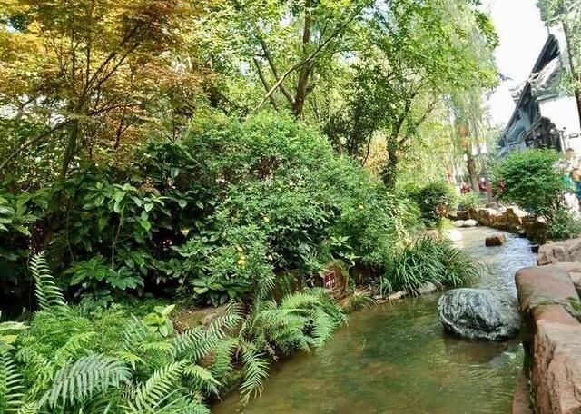 这座千年古镇,是夏季最受成都人欢迎的避暑之