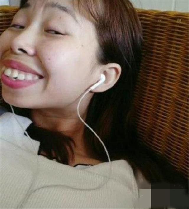 快手嘟嘟姐惊艳亮相,直播一夜赚千万,开不开