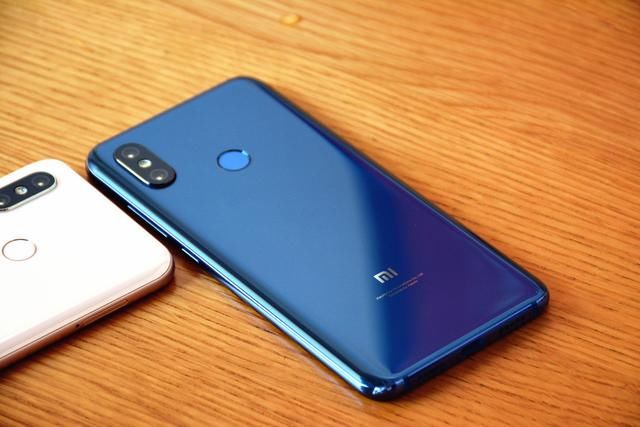 iPhoneSE还未知小米8SE却来了,连命名都抄?