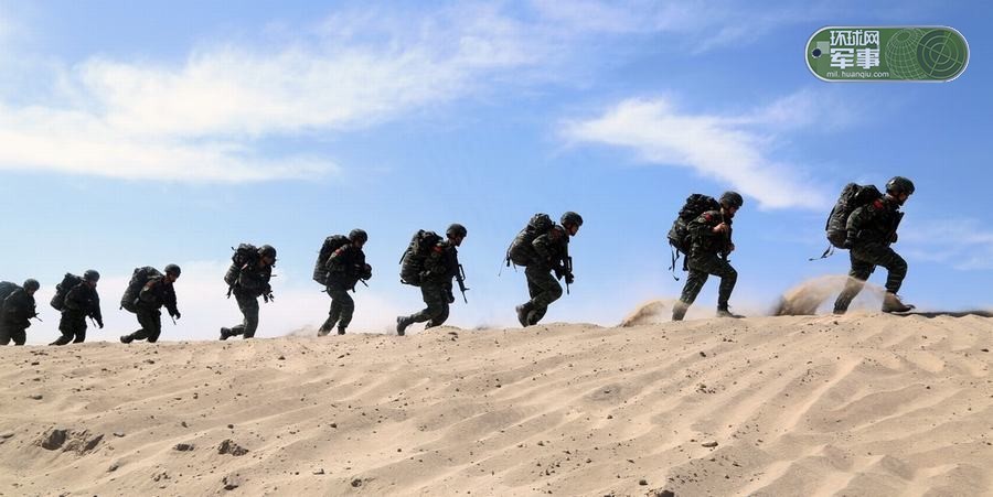 新疆特勤官兵血战到底 50多场反恐实战都完胜! 新疆特勤官兵血战到底 50多场反恐实战都完胜!