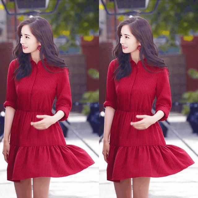 32岁杨幂与31岁刘亦菲身着同款礼服气质大不