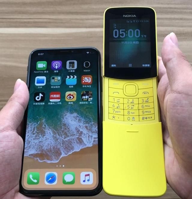 499元的诺基亚8110对比5950元的iPhoneX,看