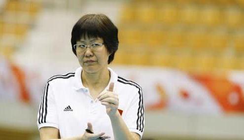 揭秘!郎平当年为什么去美国任教,原因中国排协