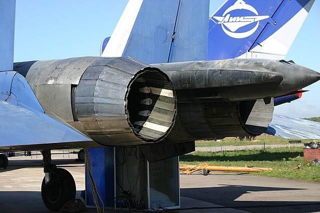 发动机矢量尾喷管的种类竟有这么多 但投入服