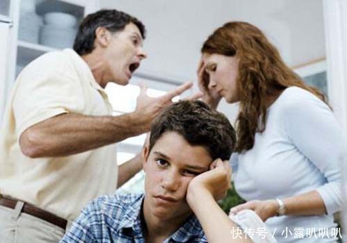 父母在高考前悄悄离婚,高考后儿子的一番话却