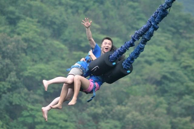 深圳去张家界蹦极\/暑假开放\/门票多少钱呢?