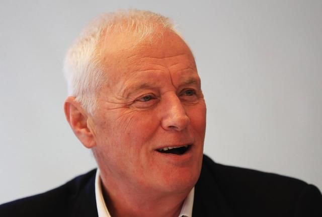 撞肩门持续发酵:掌门人为奥沙利文卡特点赞,主