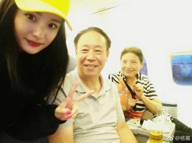 北影05级现状杨幂红透半边天 袁姗姗包文婧竟