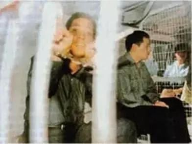 崩牙驹搞了2次黑帮决战,他是唯一坚守澳门的大