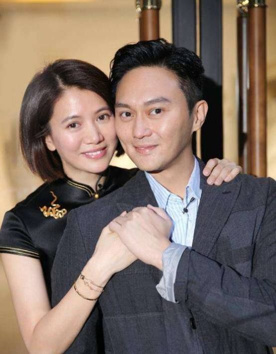 为何袁咏仪夫妇结婚十五年不买房而选择租房