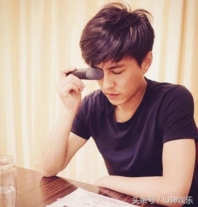 靳东落选白玉兰奖,圈内人对他是这样评价!金