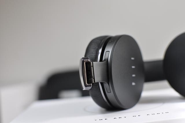 降低价格提升降噪能否抢食索尼BOSE?FIIL DI