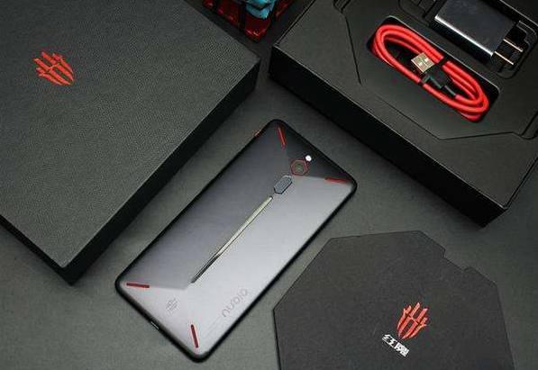 当下最火3款游戏手机,吃鸡都不在话下,最后一