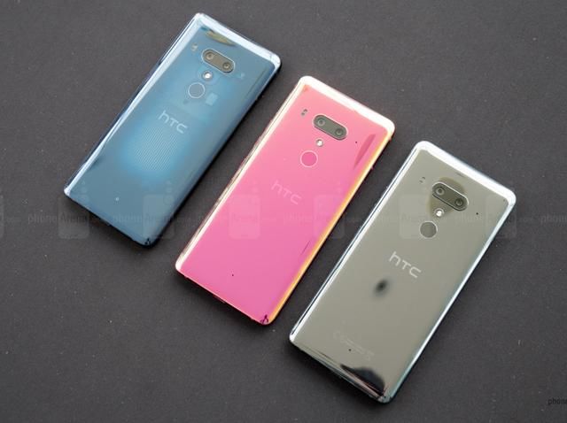HTC U12+上手:颜值不输三星S9,拍照得分最高
