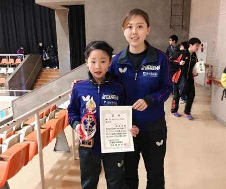 张本智和10岁妹妹大赛夺冠获盛赞,最大功臣竟